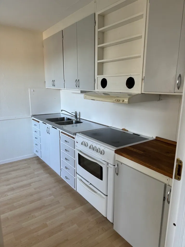 Hyreslägenhet på Brottby i brottby