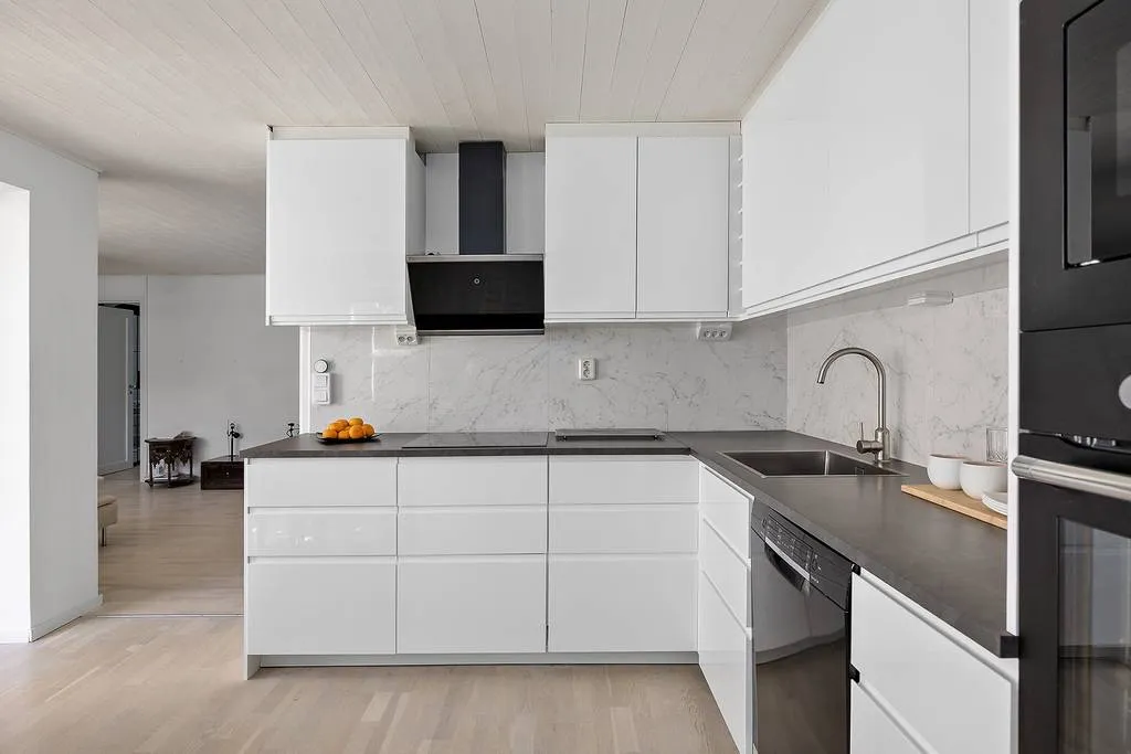 Hyreslägenhet på Täby i taby