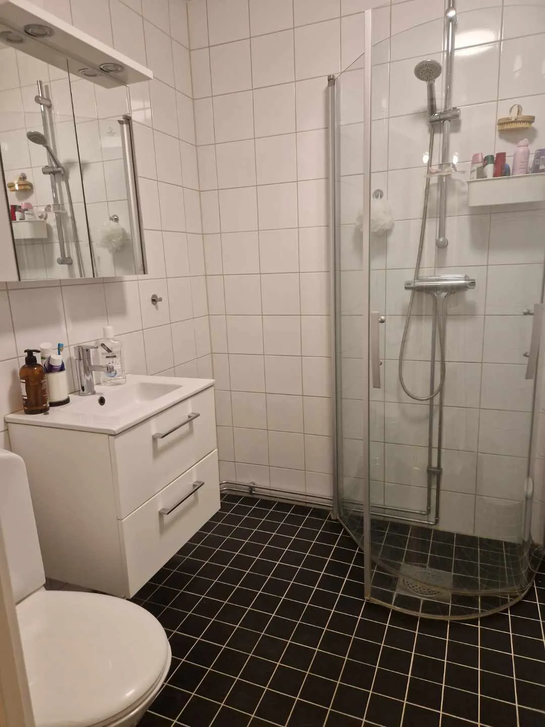 Hyreslägenhet på Solna i solna