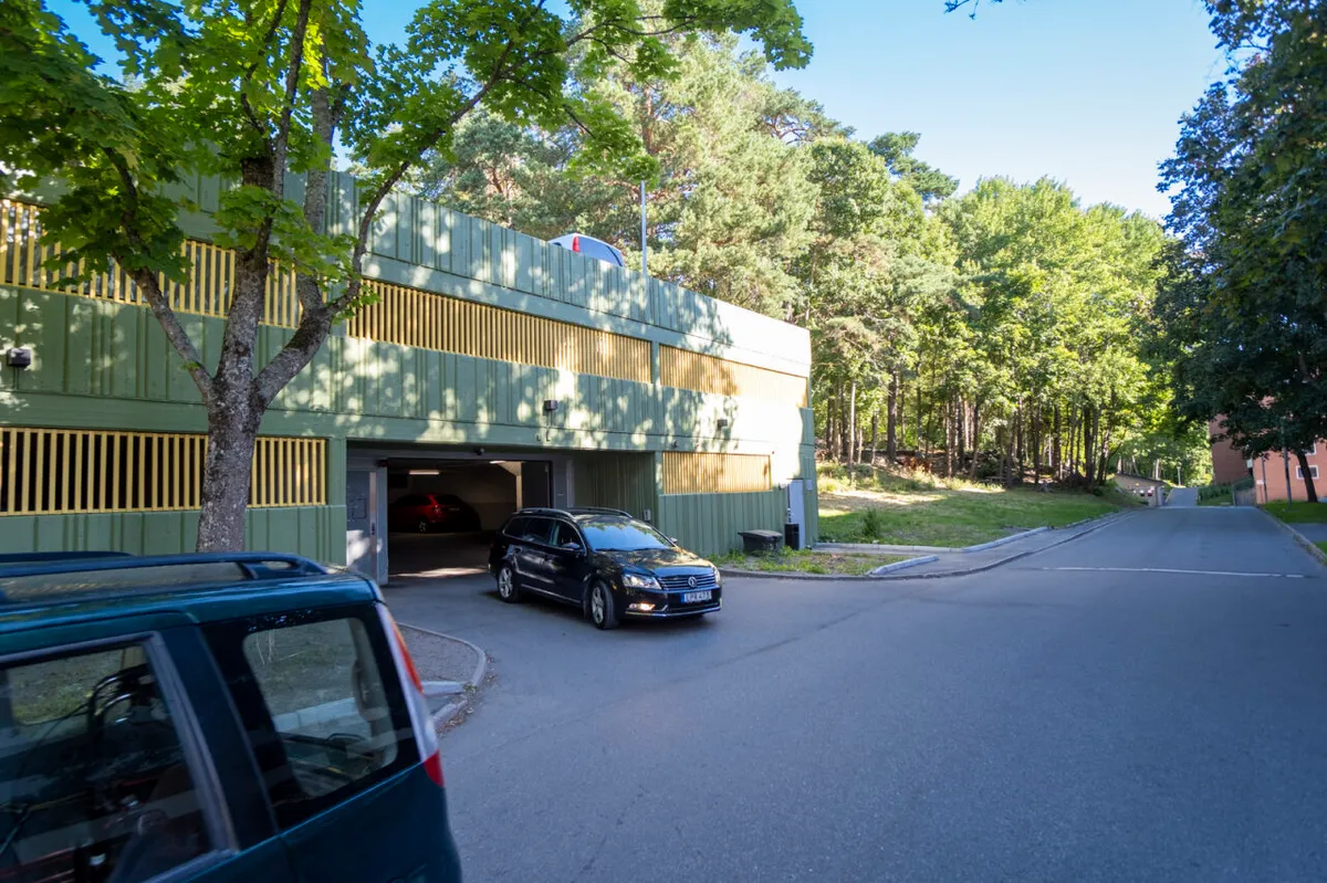 Hyreslägenhet på Vårby i varby