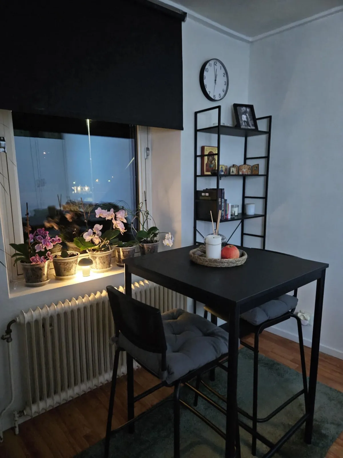Hyreslägenhet på Asarum i asarum