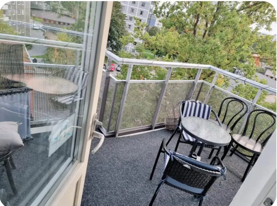 Hyreslägenhet på Hässelby i hasselby