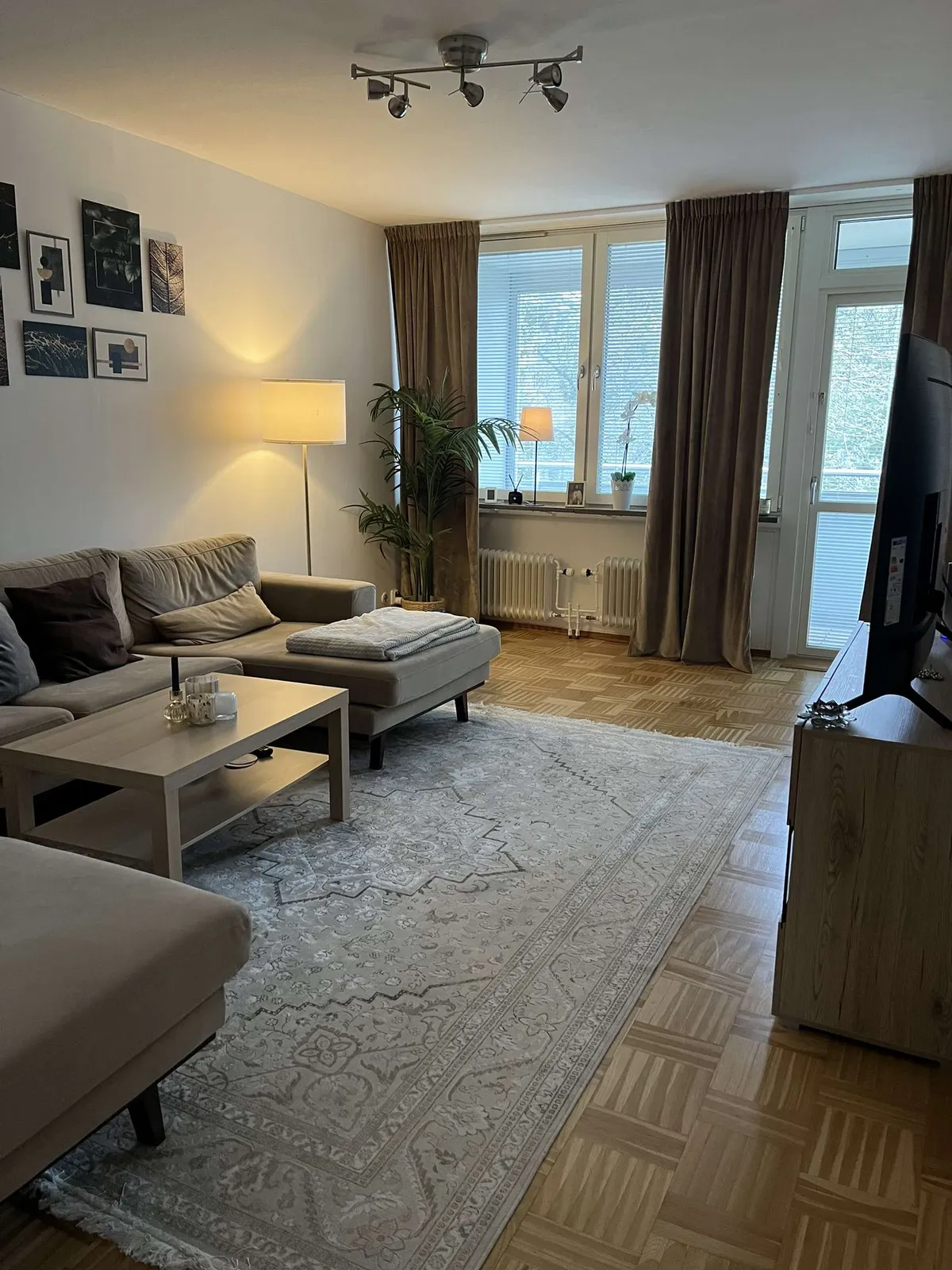 Hyreslägenhet på Farsta i farsta