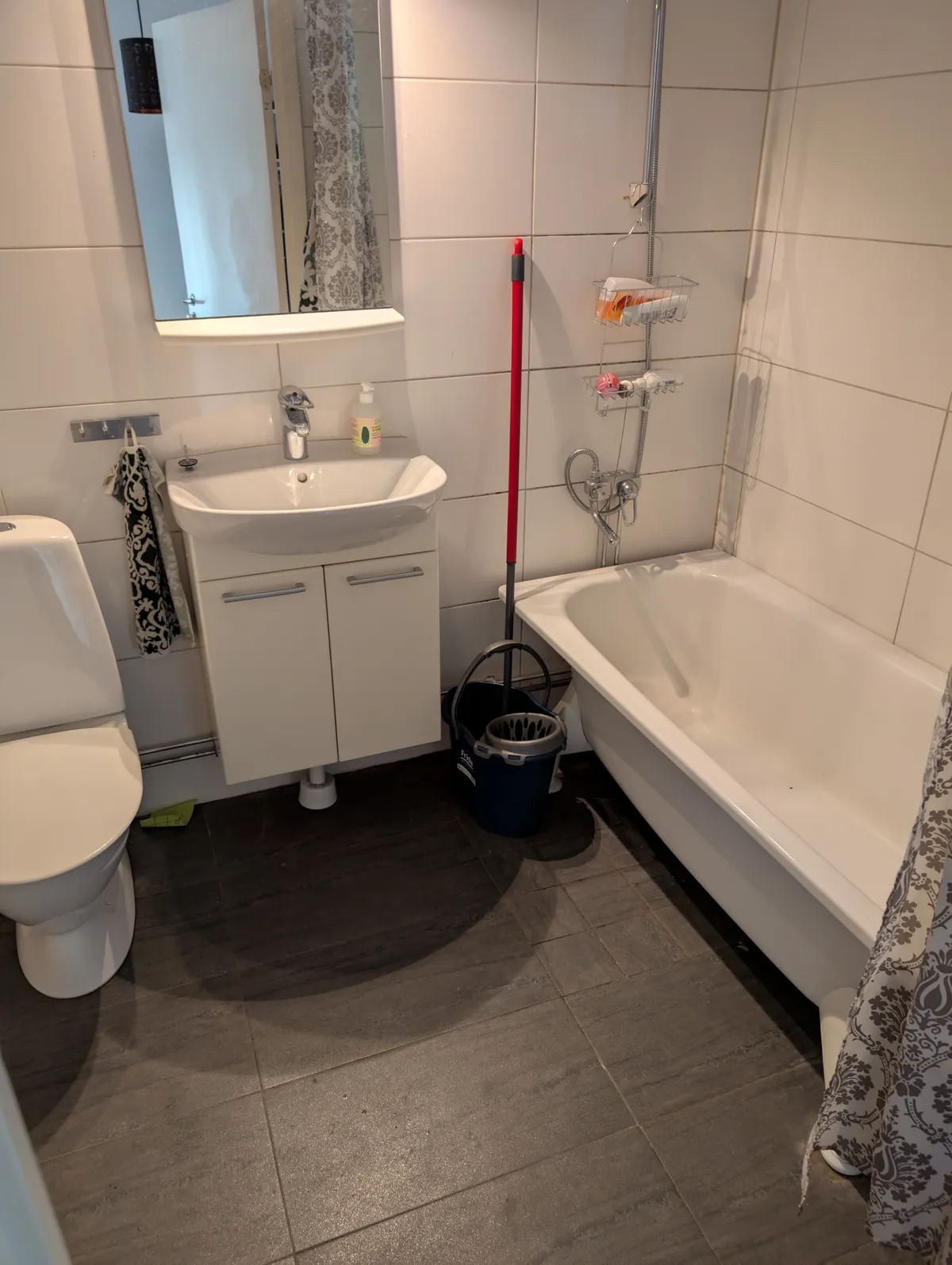 Hyreslägenhet på Täby i taby