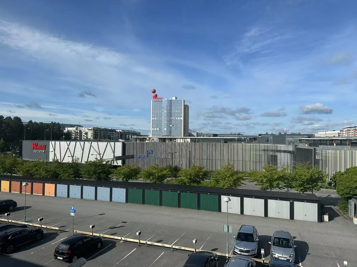 Hyreslägenhet på Täby i taby
