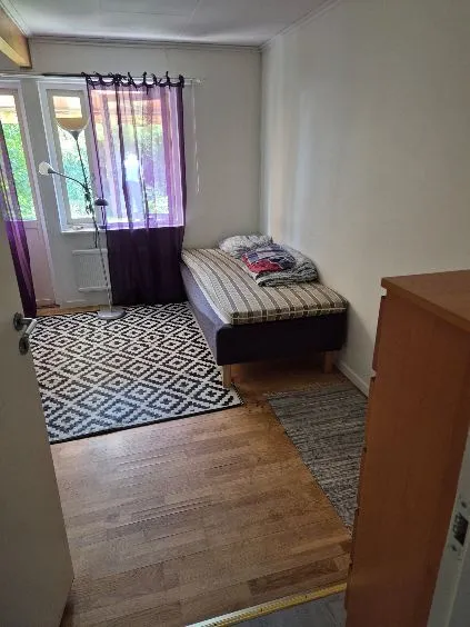 Hyreslägenhet på Hässelby i hasselby