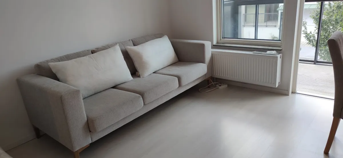 Hyreslägenhet på Täby i taby