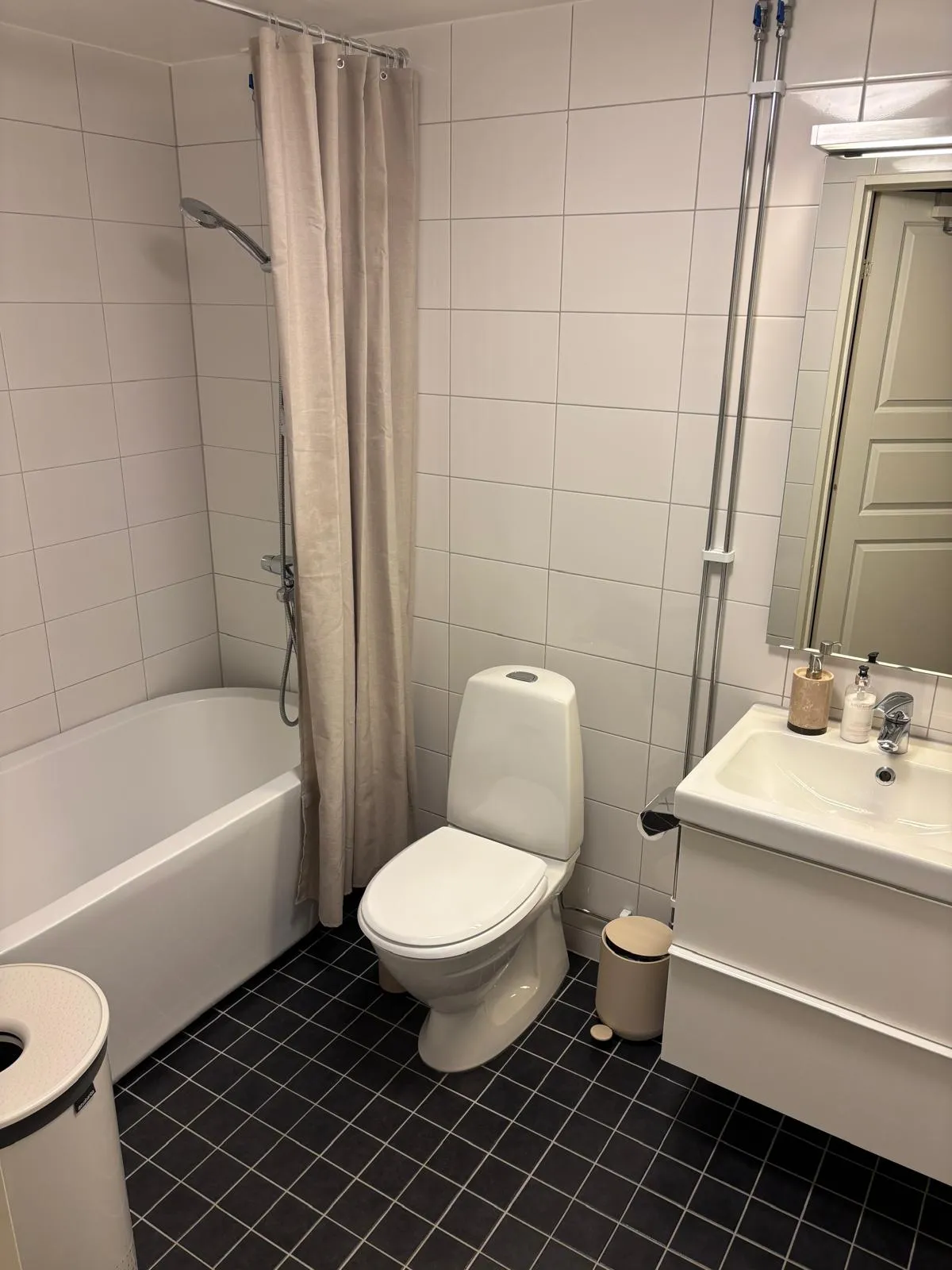 Hyreslägenhet på Nacka i nacka