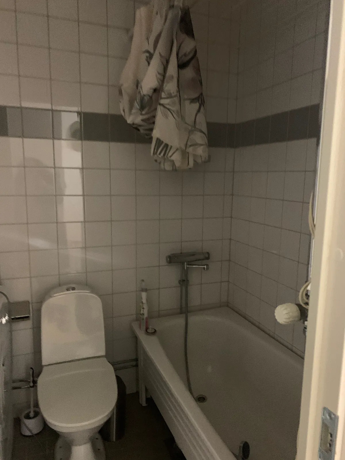 Hyreslägenhet på Älta i alta