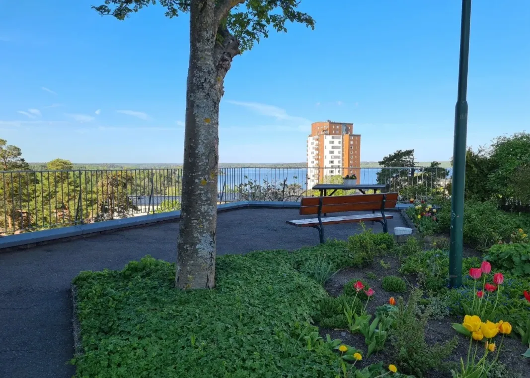 Hyreslägenhet på Hässelby i hasselby