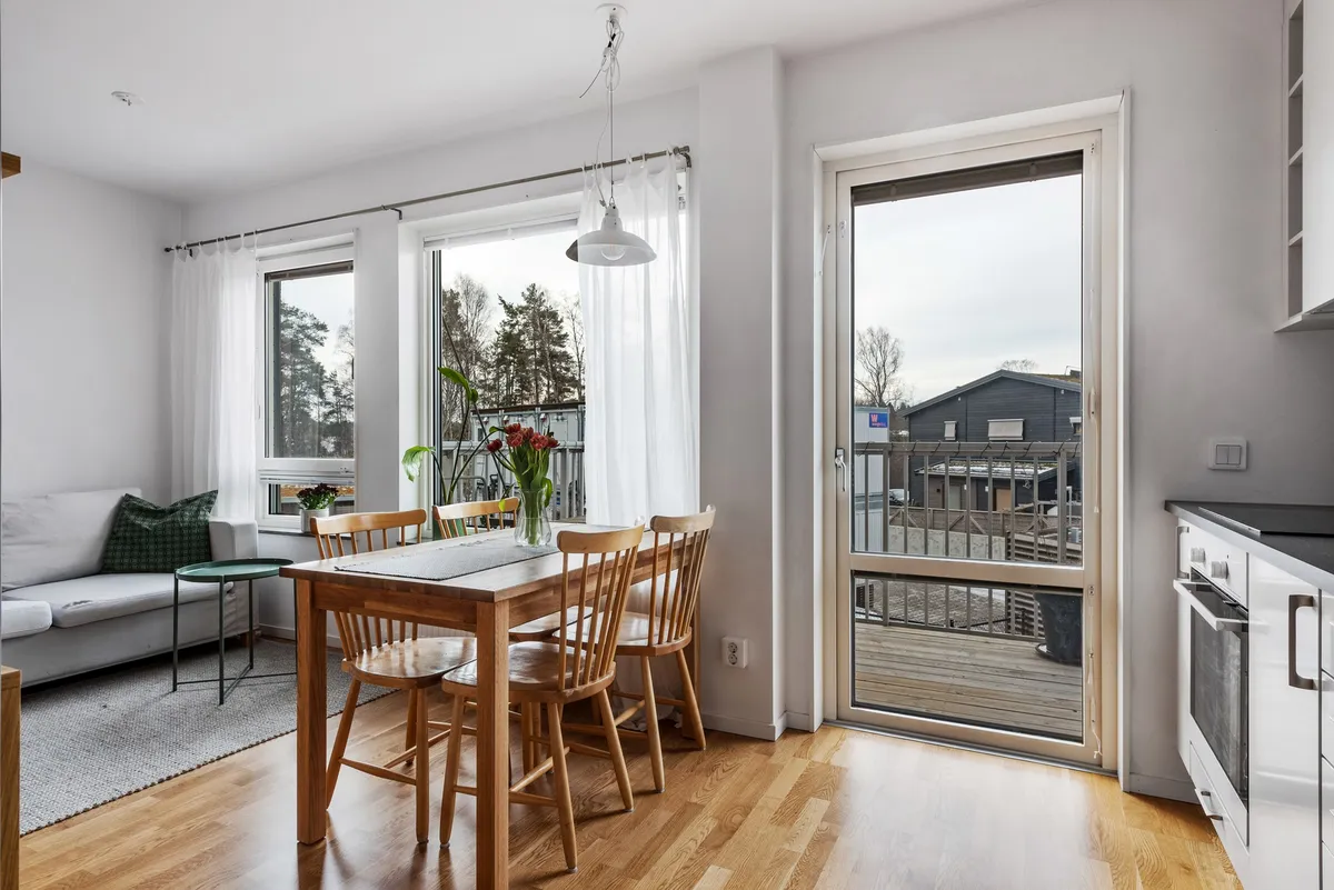 Hyreslägenhet på Täby i taby