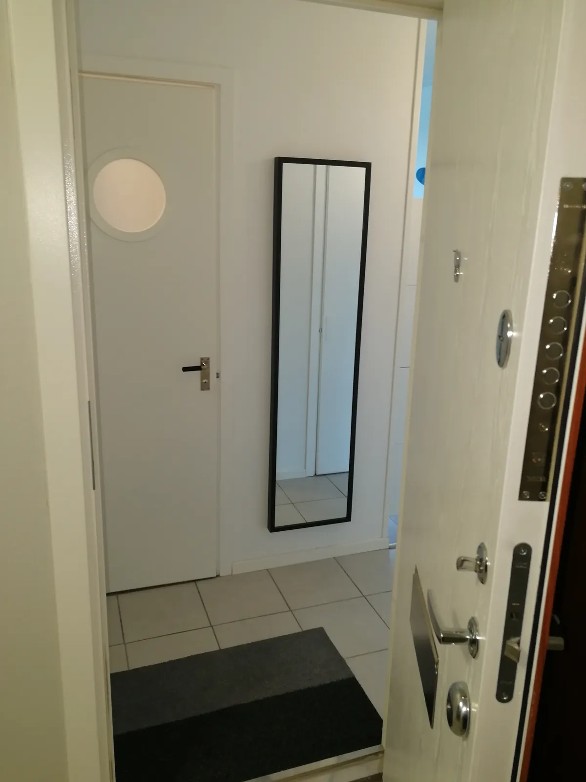 Hyreslägenhet på Täby i taby