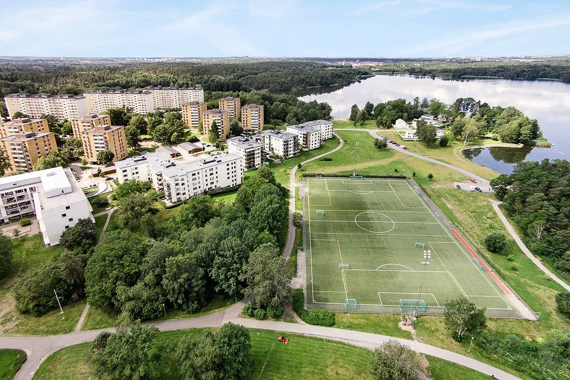 Hyreslägenhet på Älta i alta
