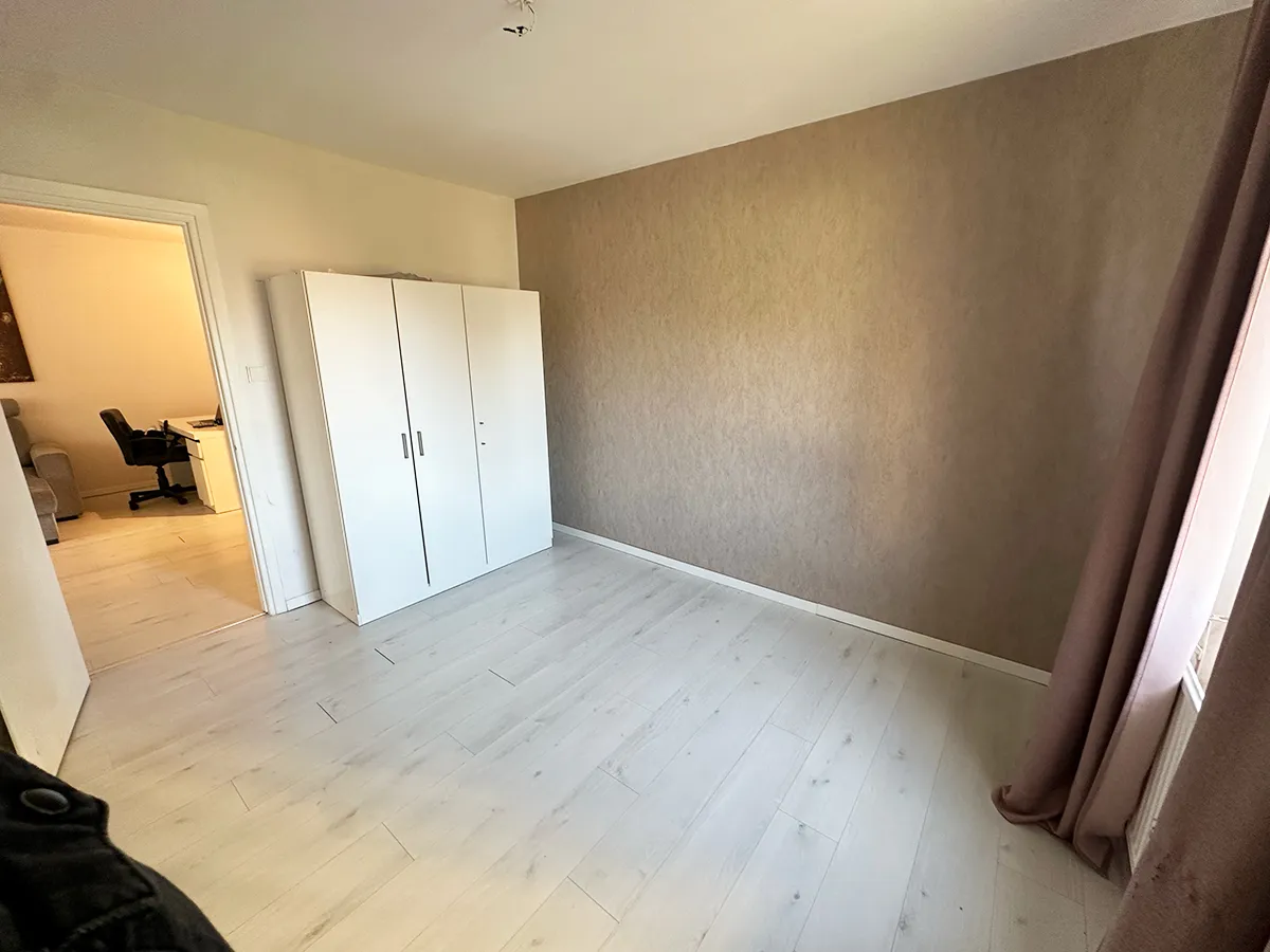 Hyreslägenhet på Hässelby i hasselby