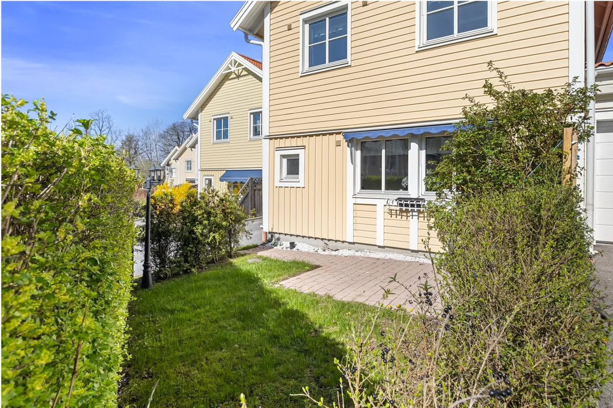 Hyresbostad på Hässelby i hasselby