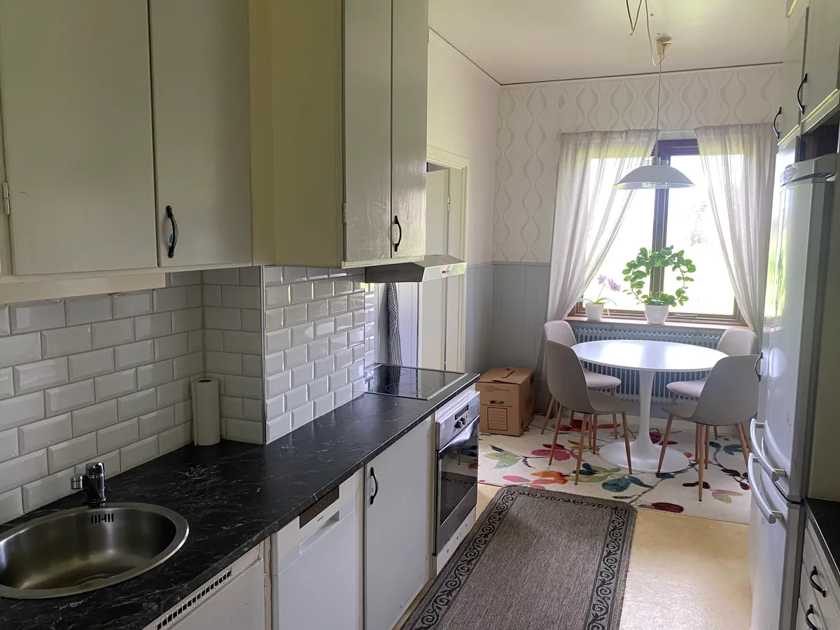 Hyreslägenhet på Henån i henan