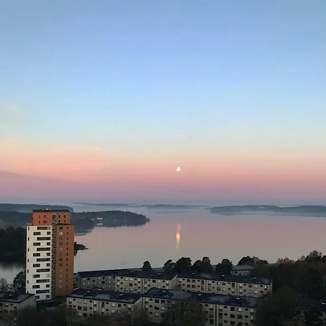 Hyreslägenhet på Hässelby i hasselby