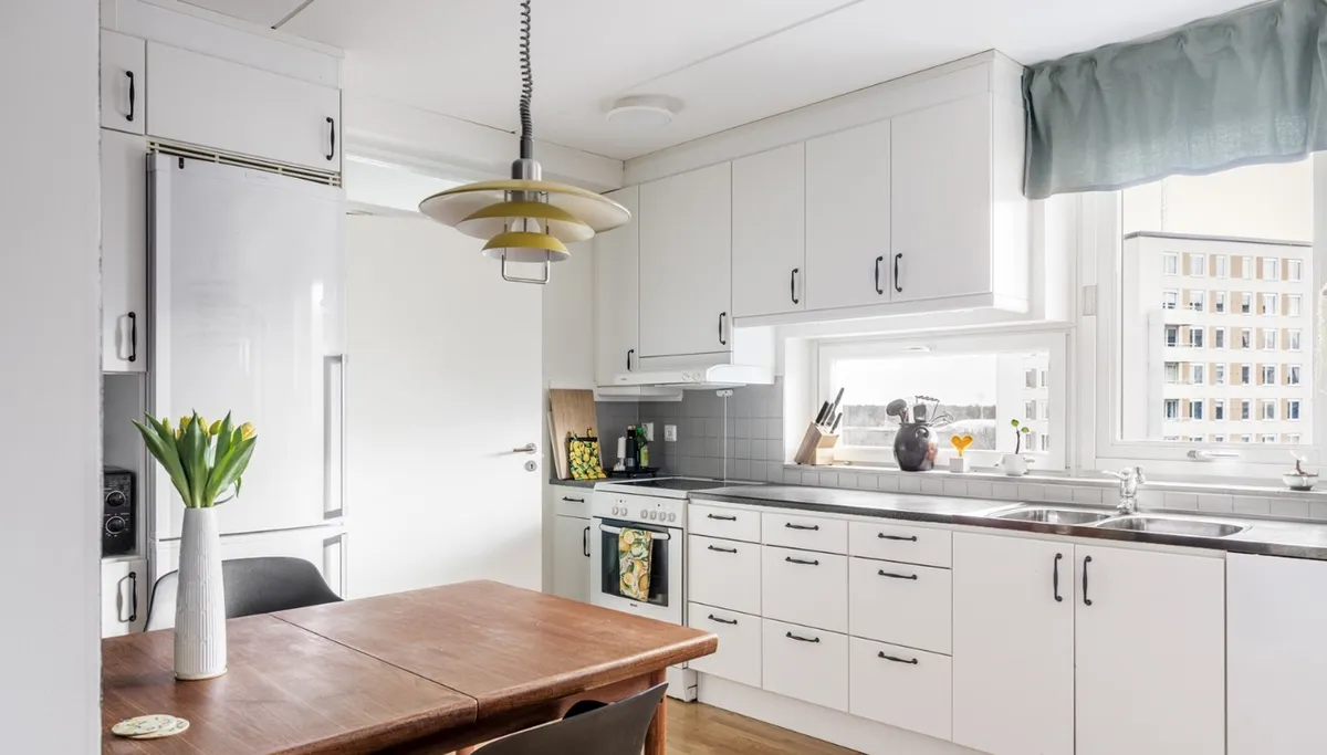Hyreslägenhet på Hässelby i hasselby