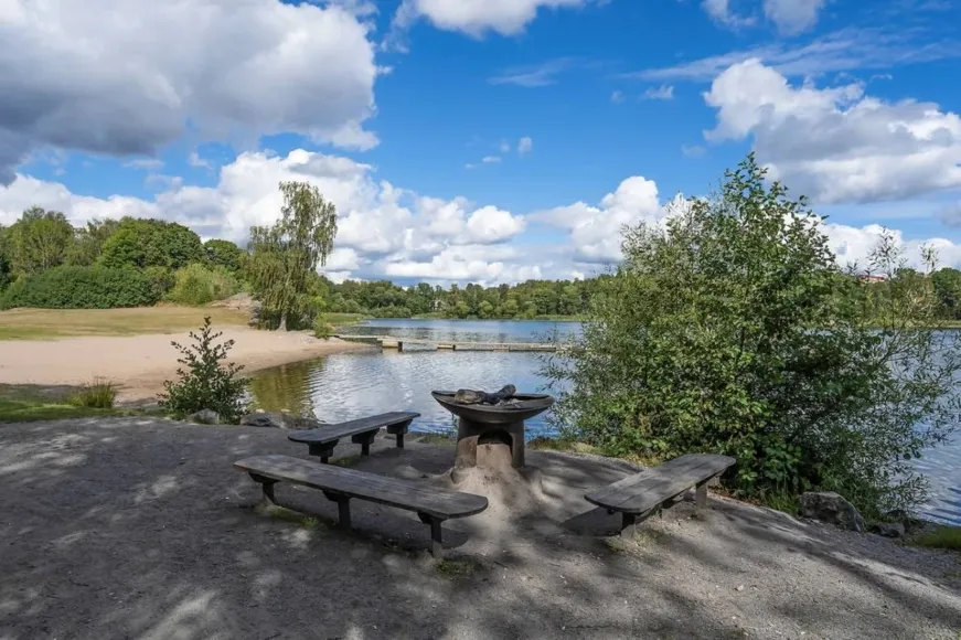 Hyreslägenhet på Farsta i farsta