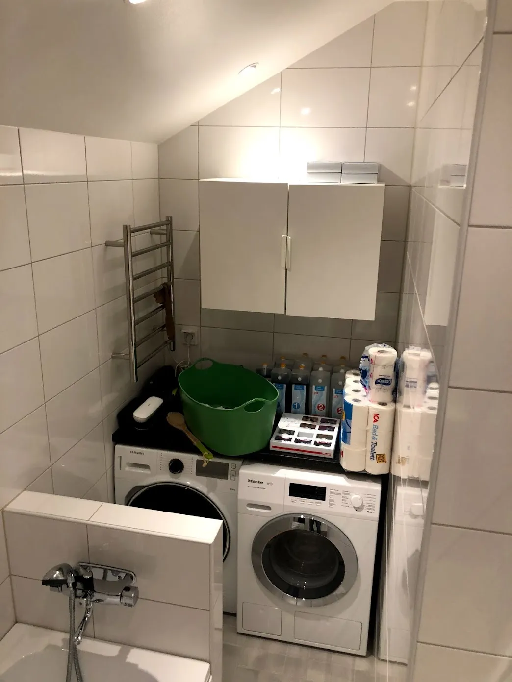 Hyreslägenhet på Hässelby i hasselby