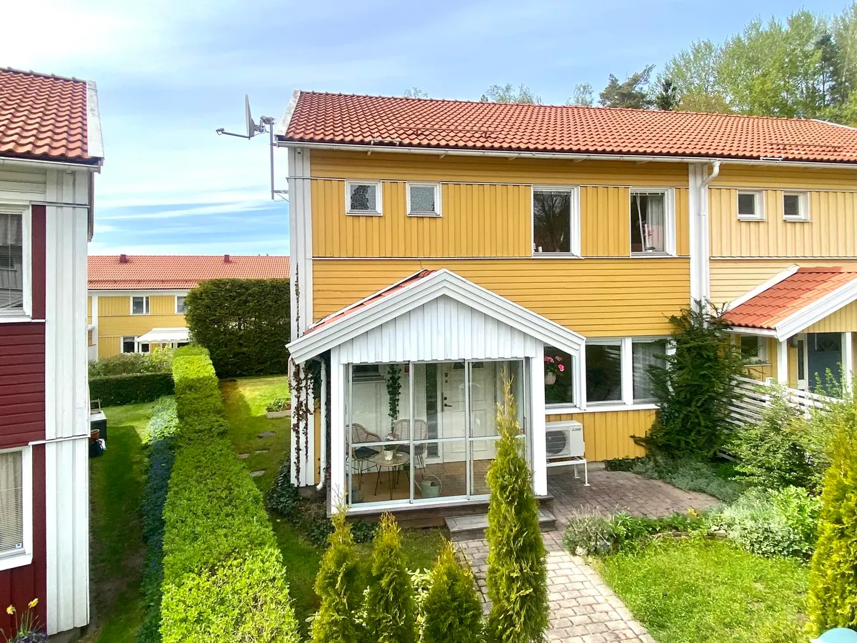 Hyresbostad på Hässelby i hasselby