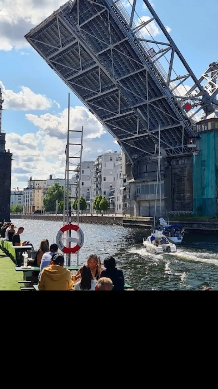 Hyreslägenhet på Nacka i nacka