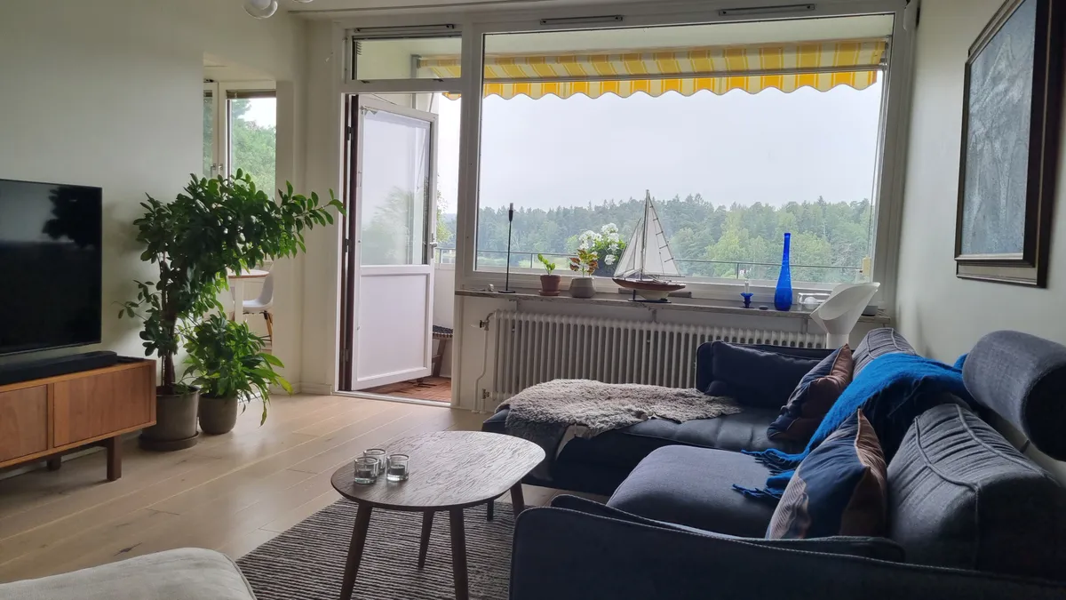 Hyreslägenhet på Hässelby i hasselby
