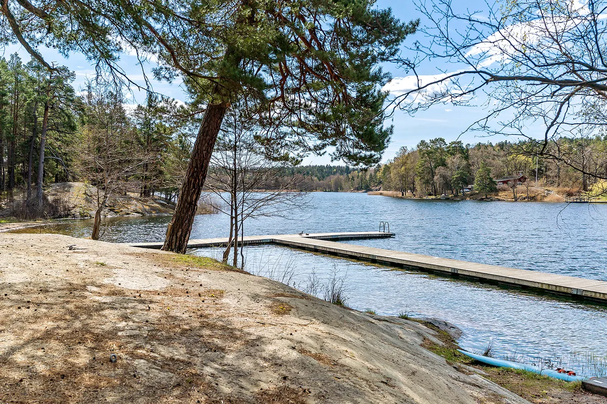 Hyresbostad på Saltsjö-boo i saltsjo-boo