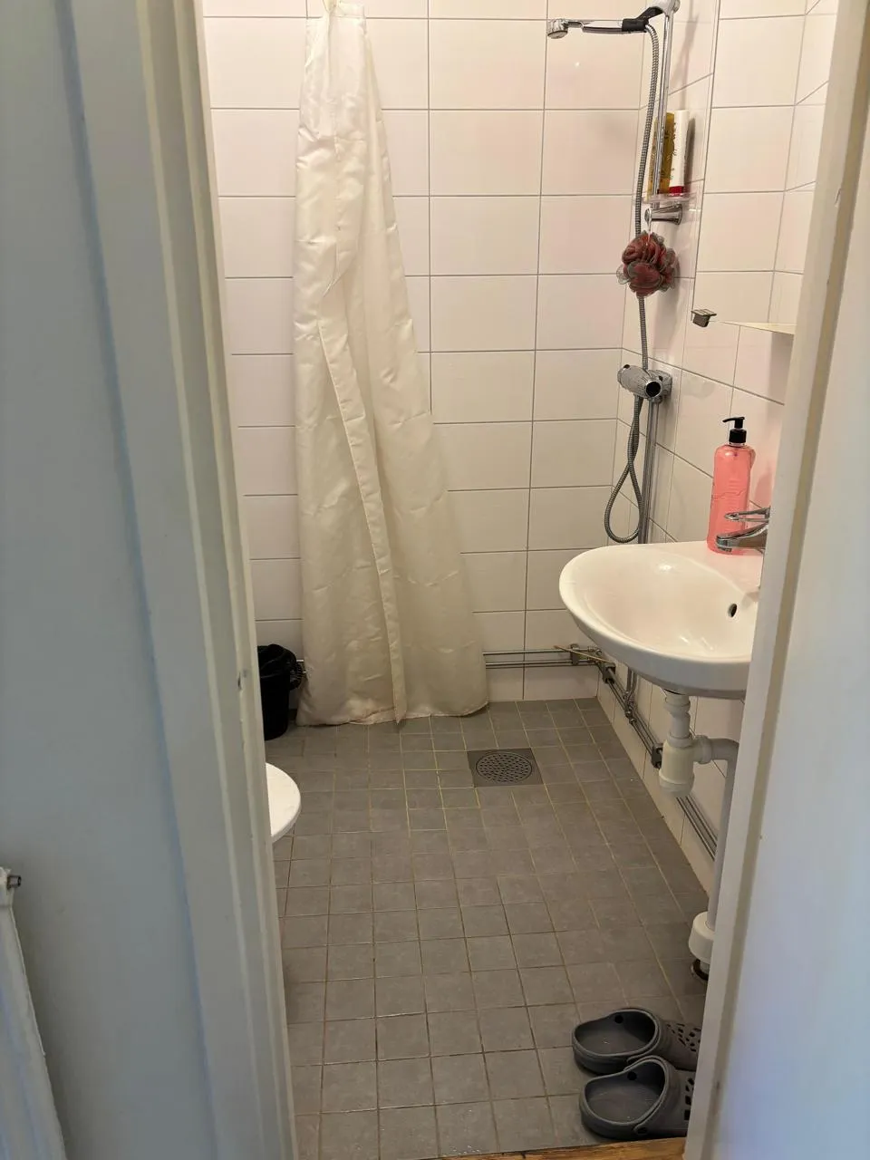 Hyreslägenhet på Hässelby i hasselby