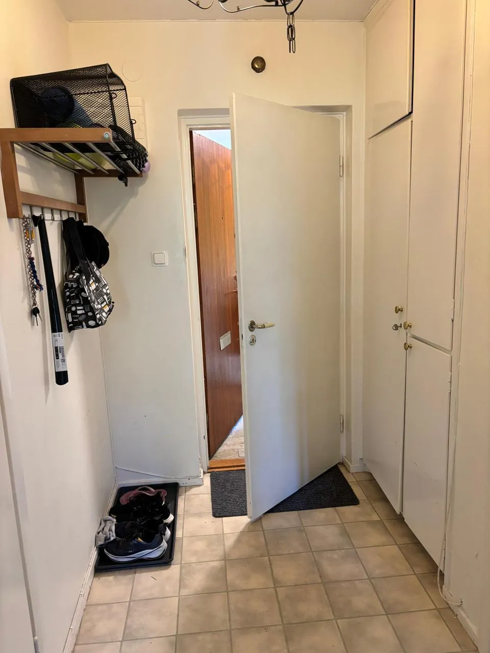 Hyreslägenhet på Hässelby i hasselby