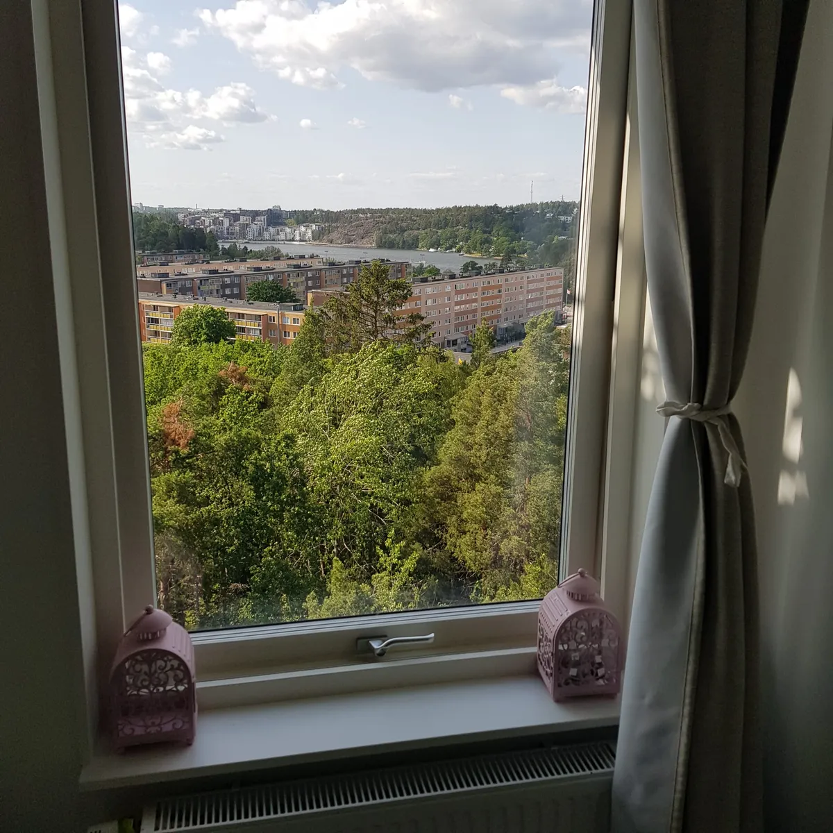 Hyreslägenhet på Saltsjöbaden i saltsjobaden