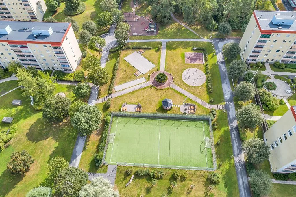 Hyreslägenhet på Täby i taby
