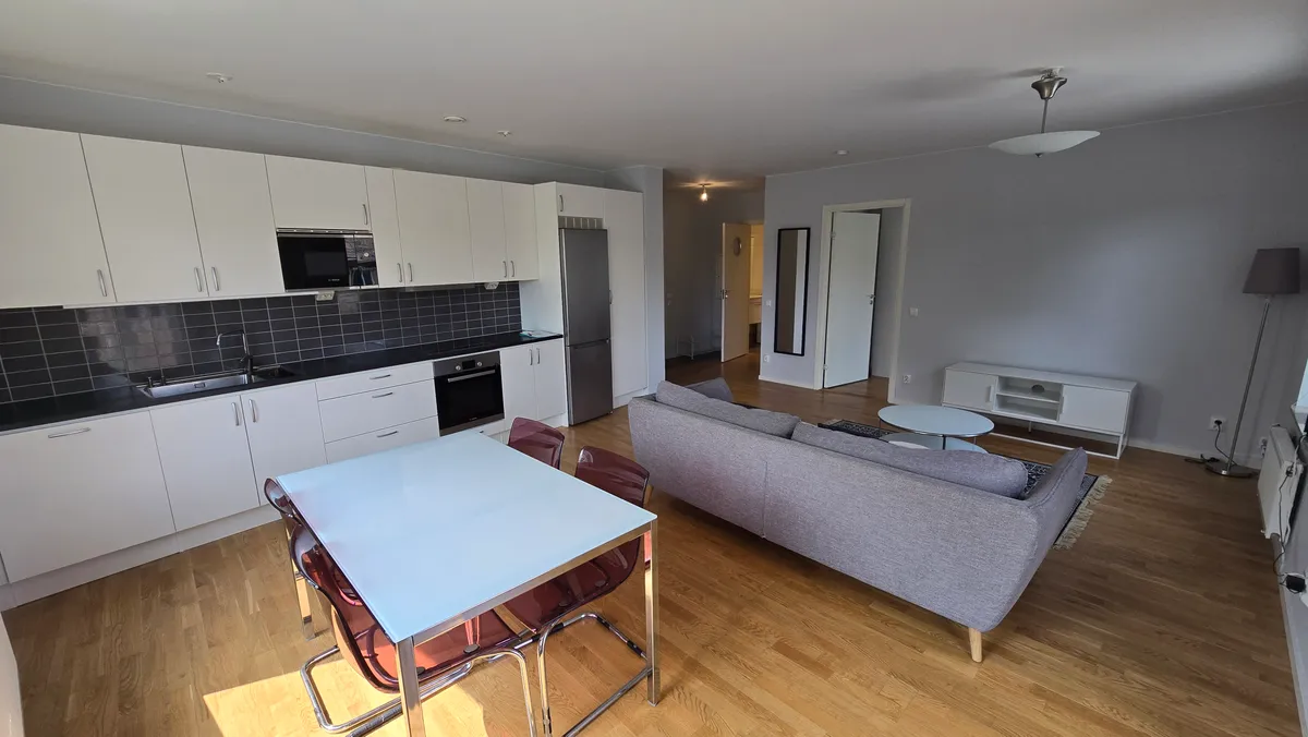 Hyreslägenhet på Bro i bro