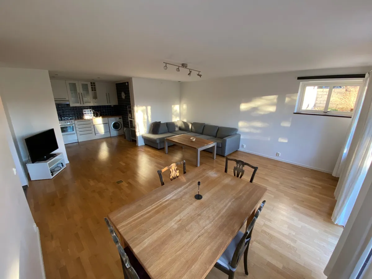Hyreslägenhet på Täby i taby