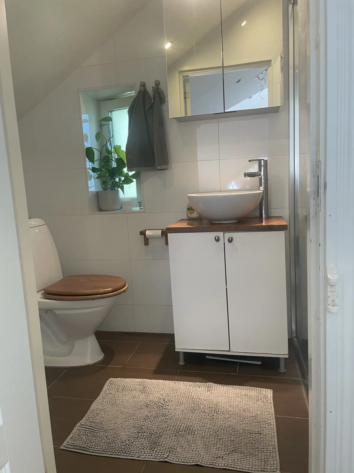 Hyreslägenhet på Hässelby i hasselby