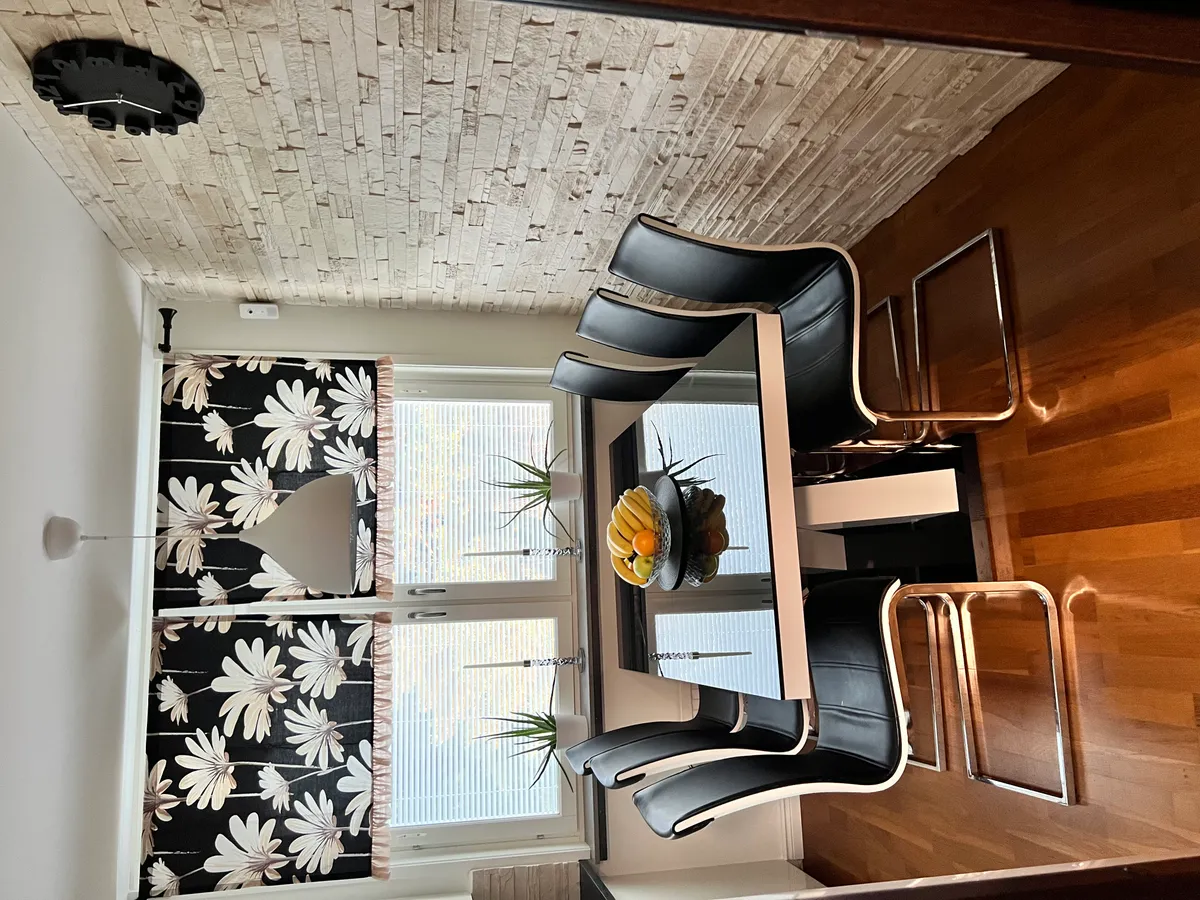 Hyreslägenhet på Handen i handen