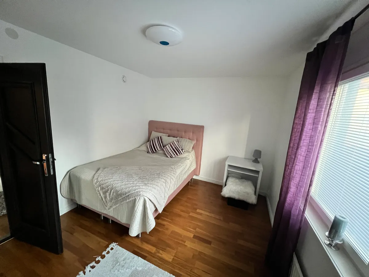 Hyreslägenhet på Handen i handen