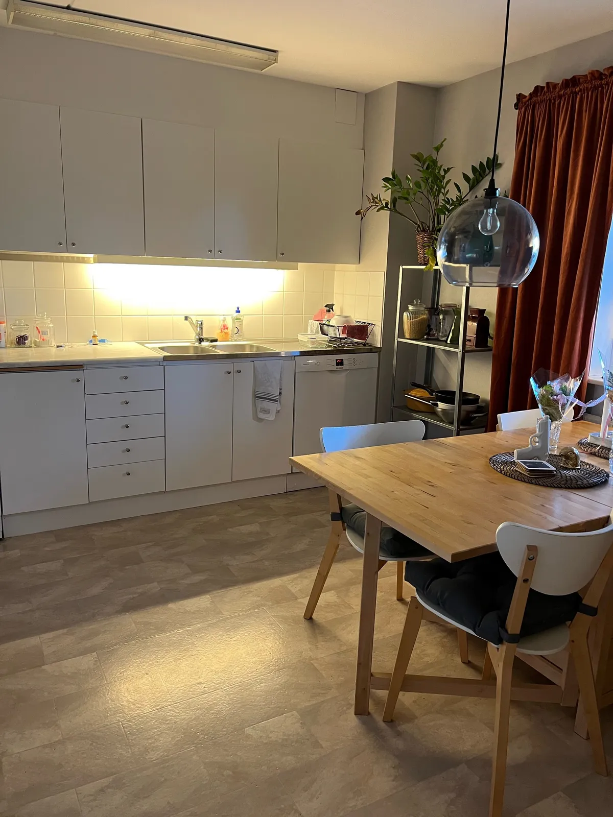 Hyreslägenhet på Frövi i frovi