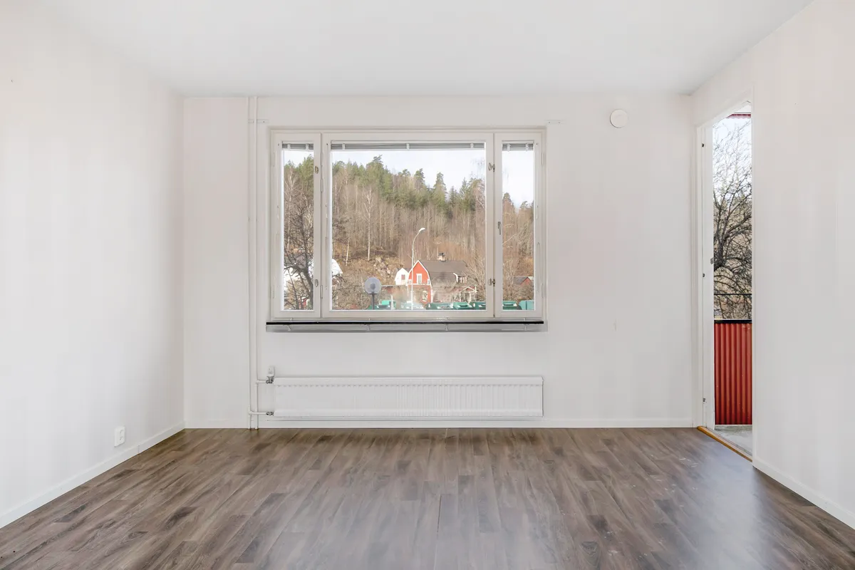 Hyreslägenhet på Sommen i sommen