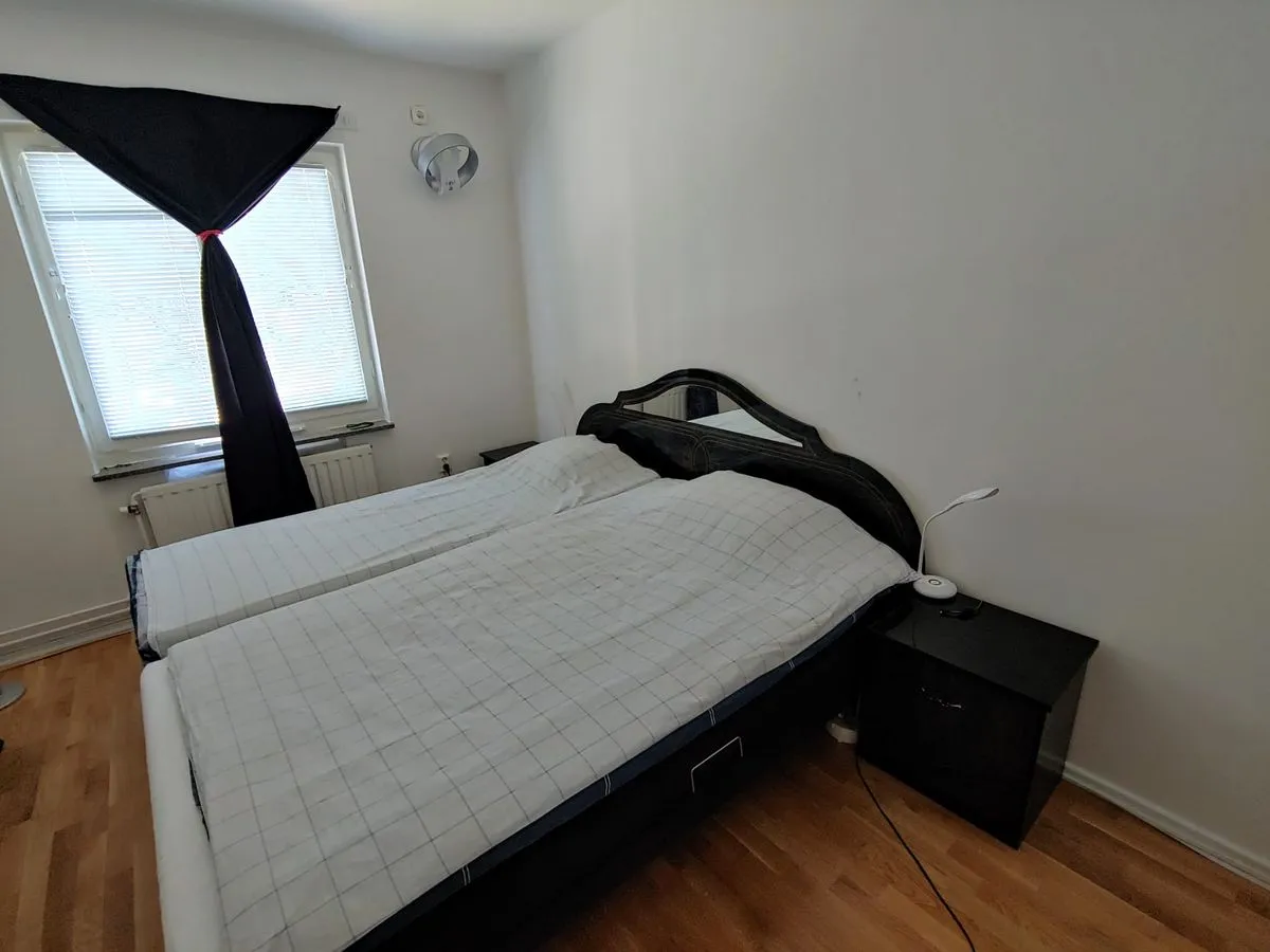 Hyreslägenhet på Farsta i farsta