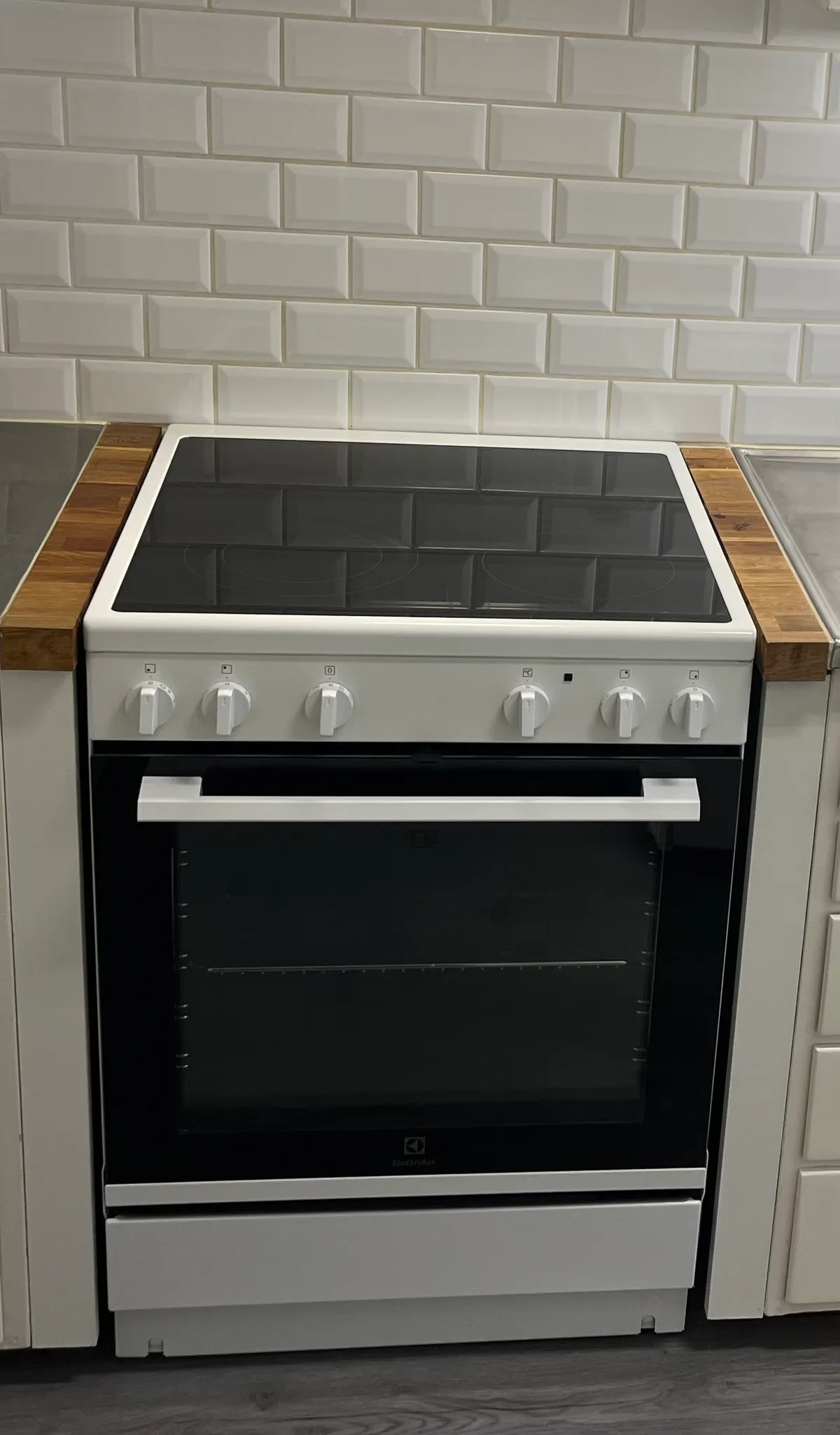 Hyreslägenhet på Hässelby i hasselby