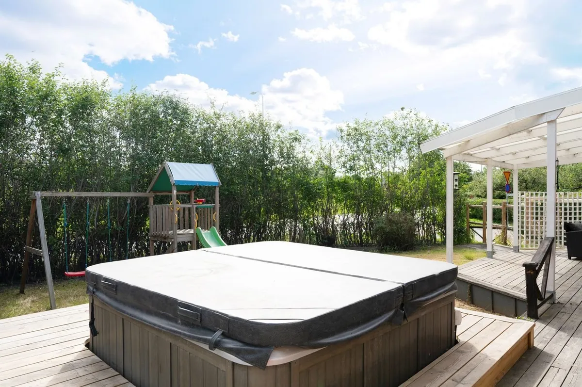 Hyresbostad på Bro i bro