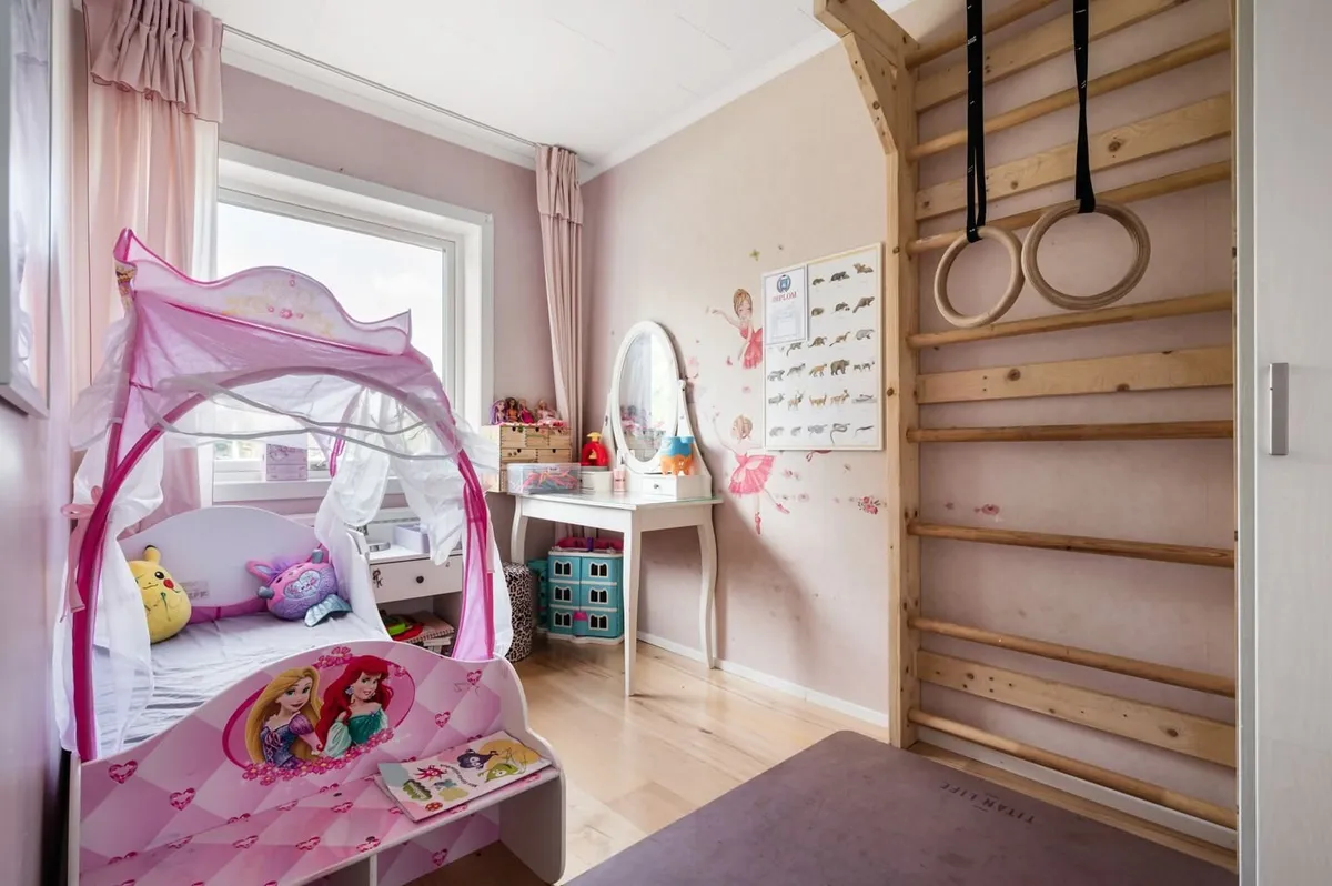 Hyresbostad på Bro i bro