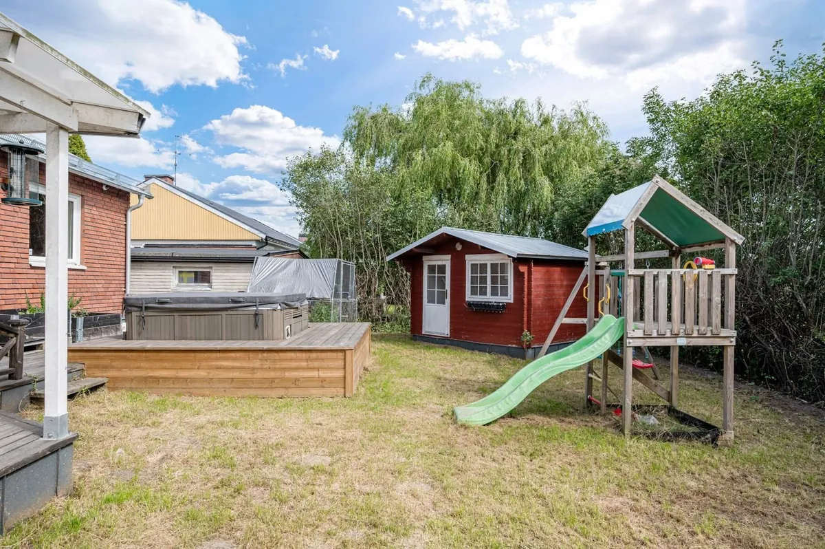 Hyresbostad på Bro i bro