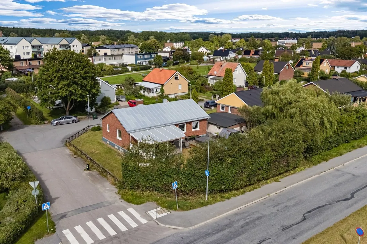 Hyresbostad på Bro i bro