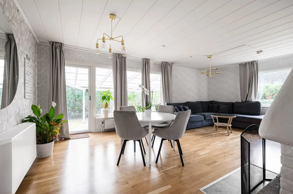 Hyresbostad på Bro i bro