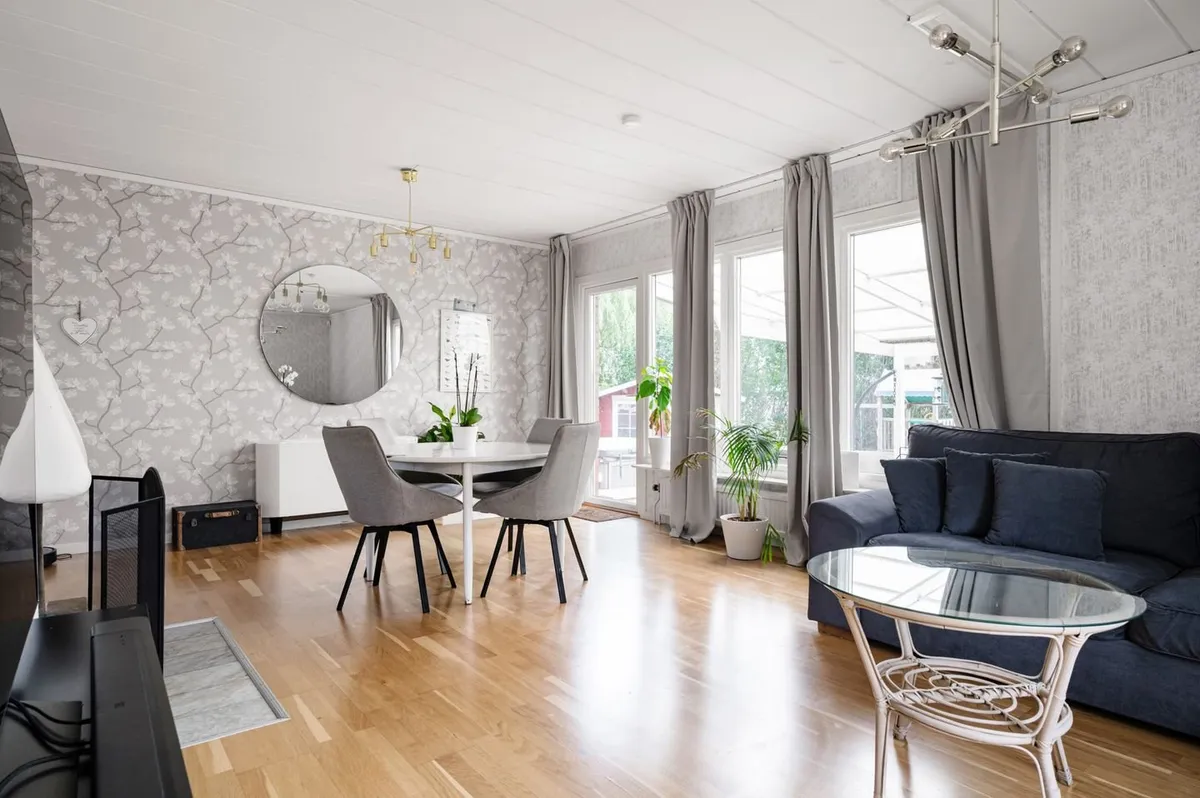 Hyresbostad på Bro i bro