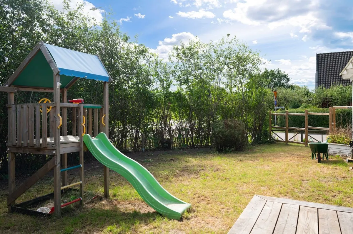 Hyresbostad på Bro i bro