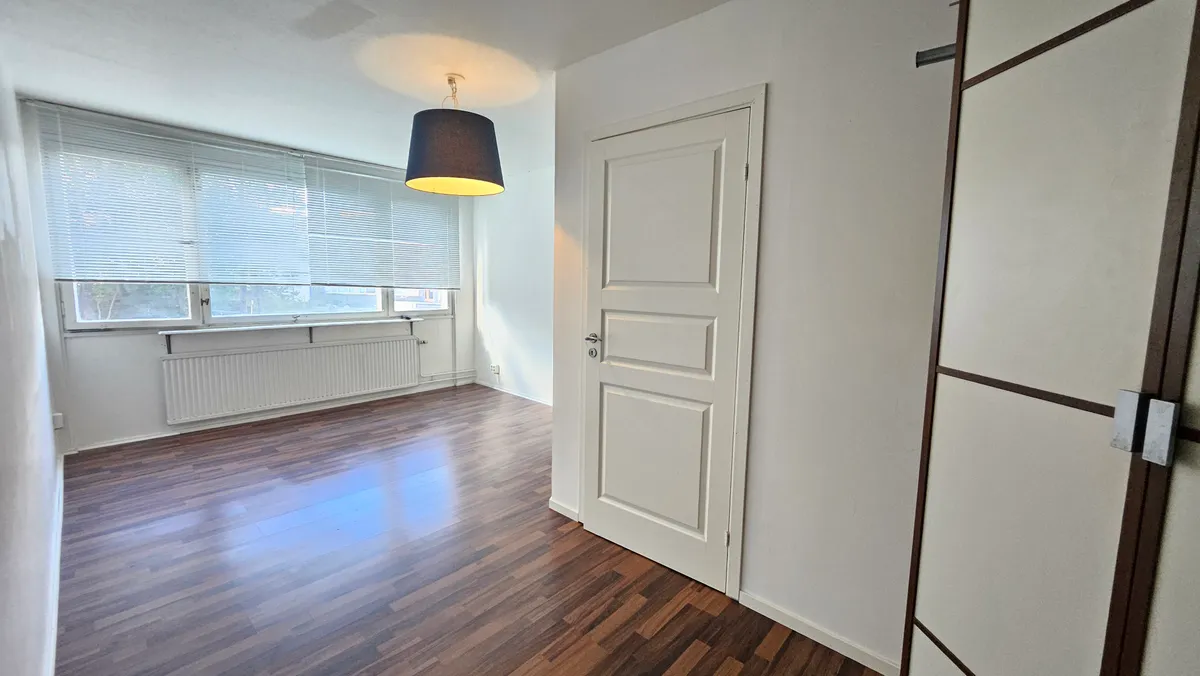 Hyreslägenhet på Farsta i farsta