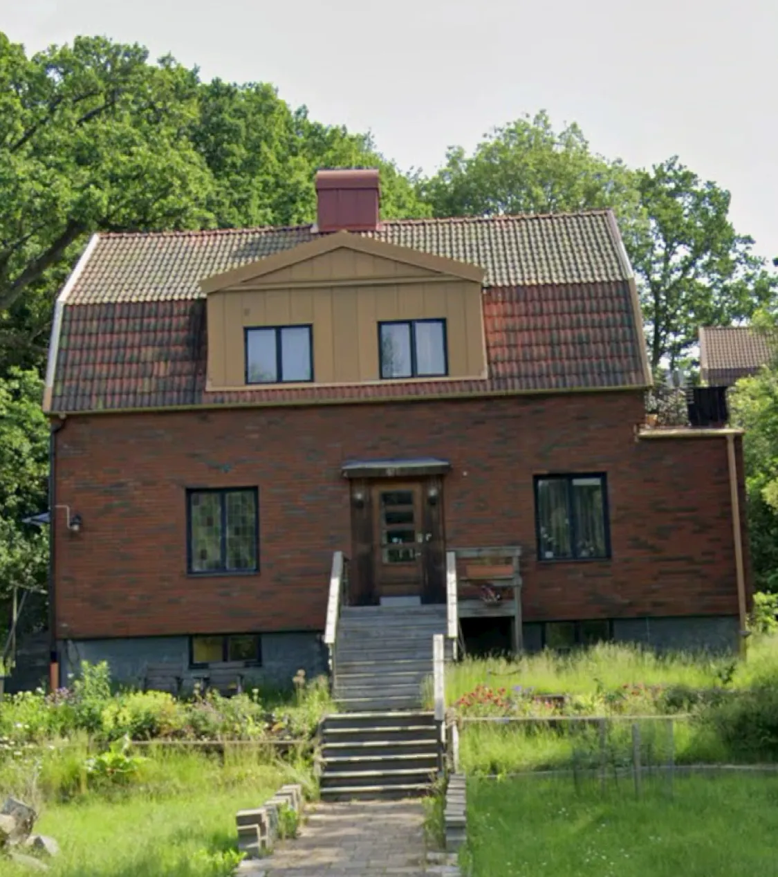 Hyresbostad på Hisings Backa i hisings-backa